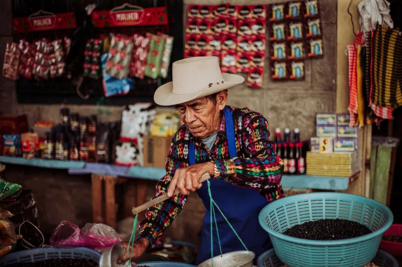 Morir sabiendo: la carrera contra el tiempo para salvar la medicina ancestral miskita